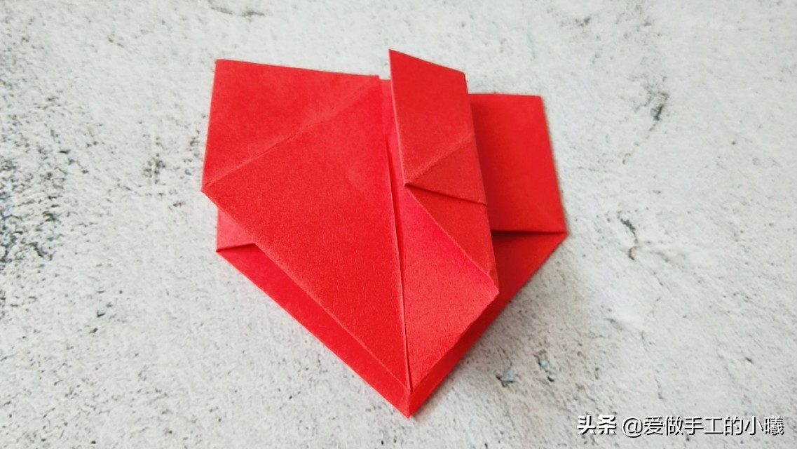 折纸教程：折个简单易学的状元帽，愿大家取得理想成绩