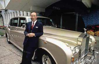 “吝啬”邵逸夫：一生捐三万栋逸夫楼，为何有的“逸”字少一点