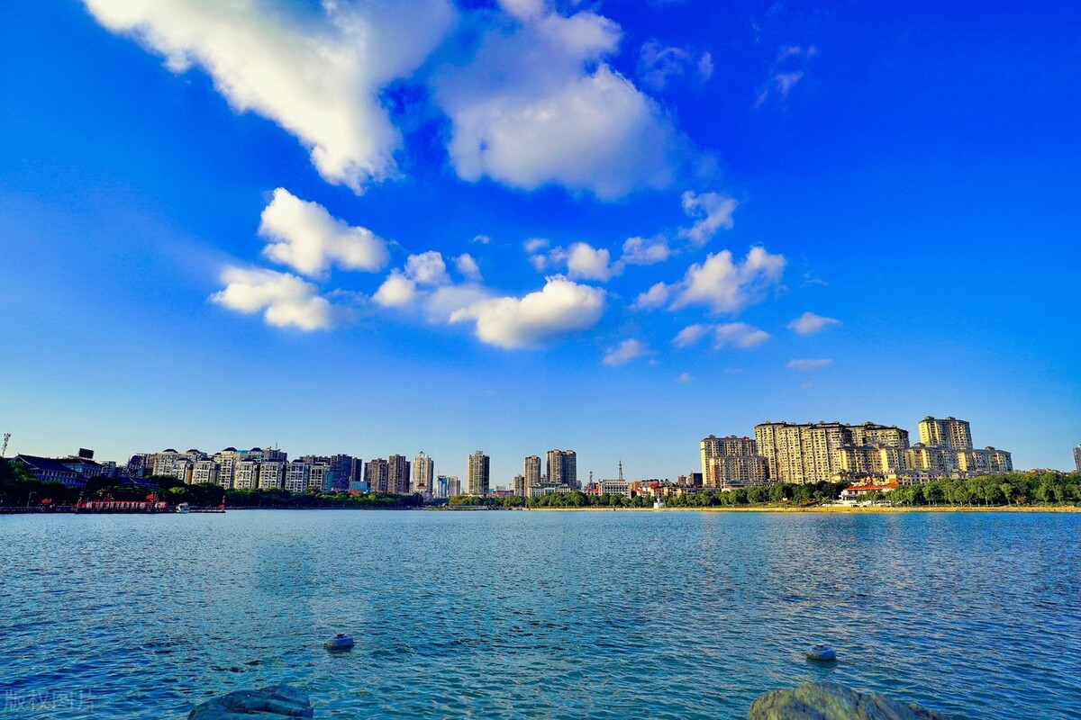 湖南省各市州2021年前三季度GDP：长沙突破9500亿，郴州增长较快