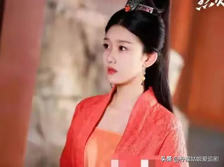 专业第一名，签约嘉行传媒，这个富二代有点演技