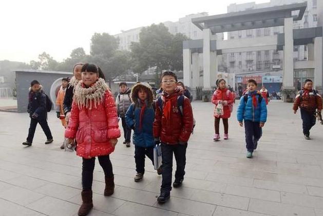 放假！2021各高中、中小学寒假时间公布，中小学寒假“统一延长”