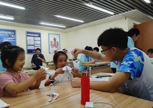 新华网、人民网等报道！因为“一件事”，重庆这群大学生“火”了！