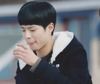 现在的娱乐圈小鲜肉弱爆了,看看什么是历久弥坚的美男子