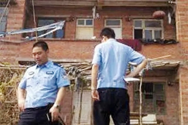 击毙周克华3秒结束！事后两民警回忆：我们根本来不及去想怕不怕