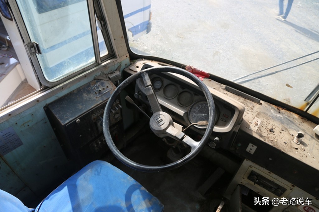 U20H通勤巴士 基于初代C系列技术的日产柴U系列巴士
