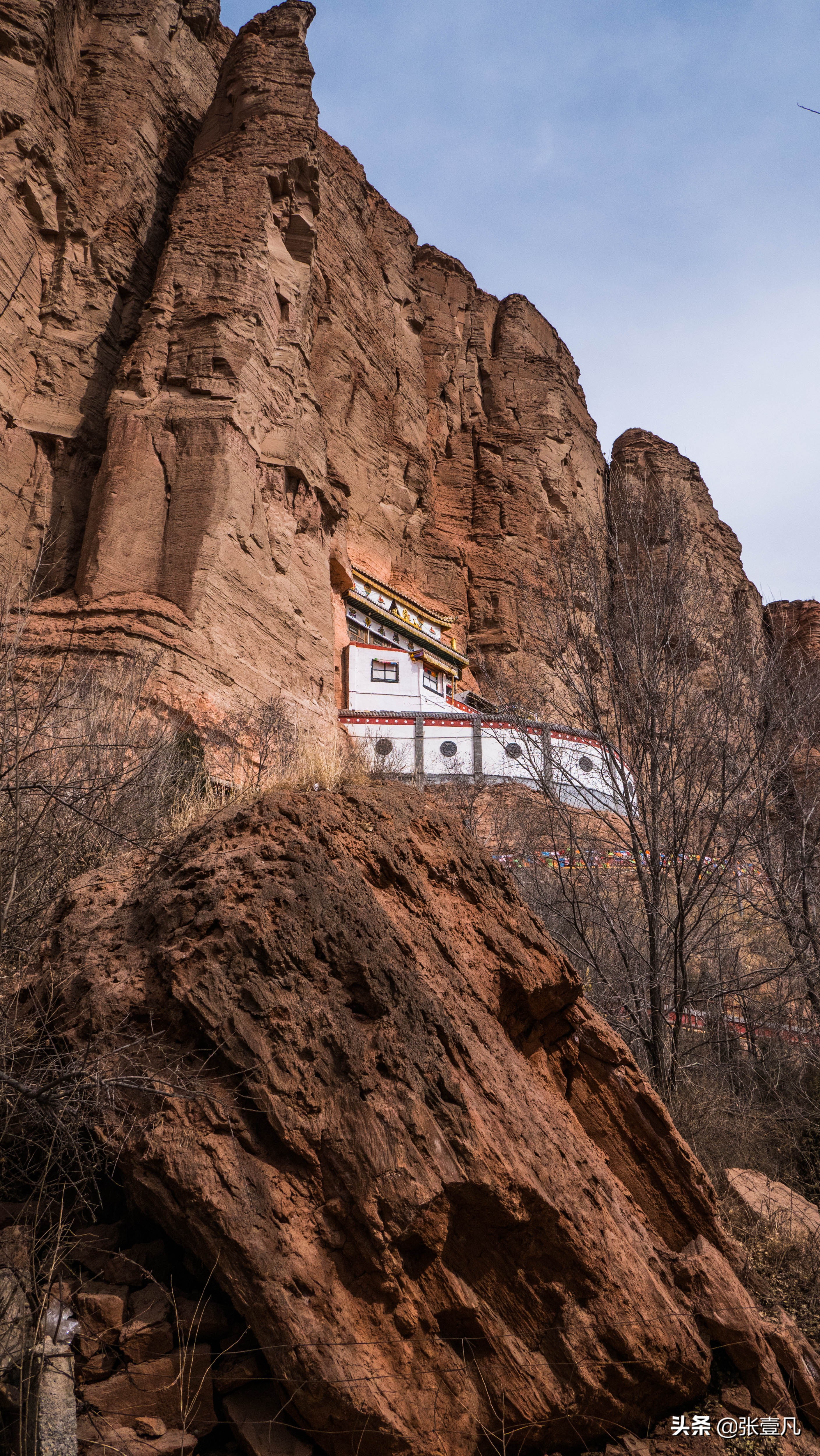 青海这座白马寺历史悠久,却一直遭受自然灾害的威胁