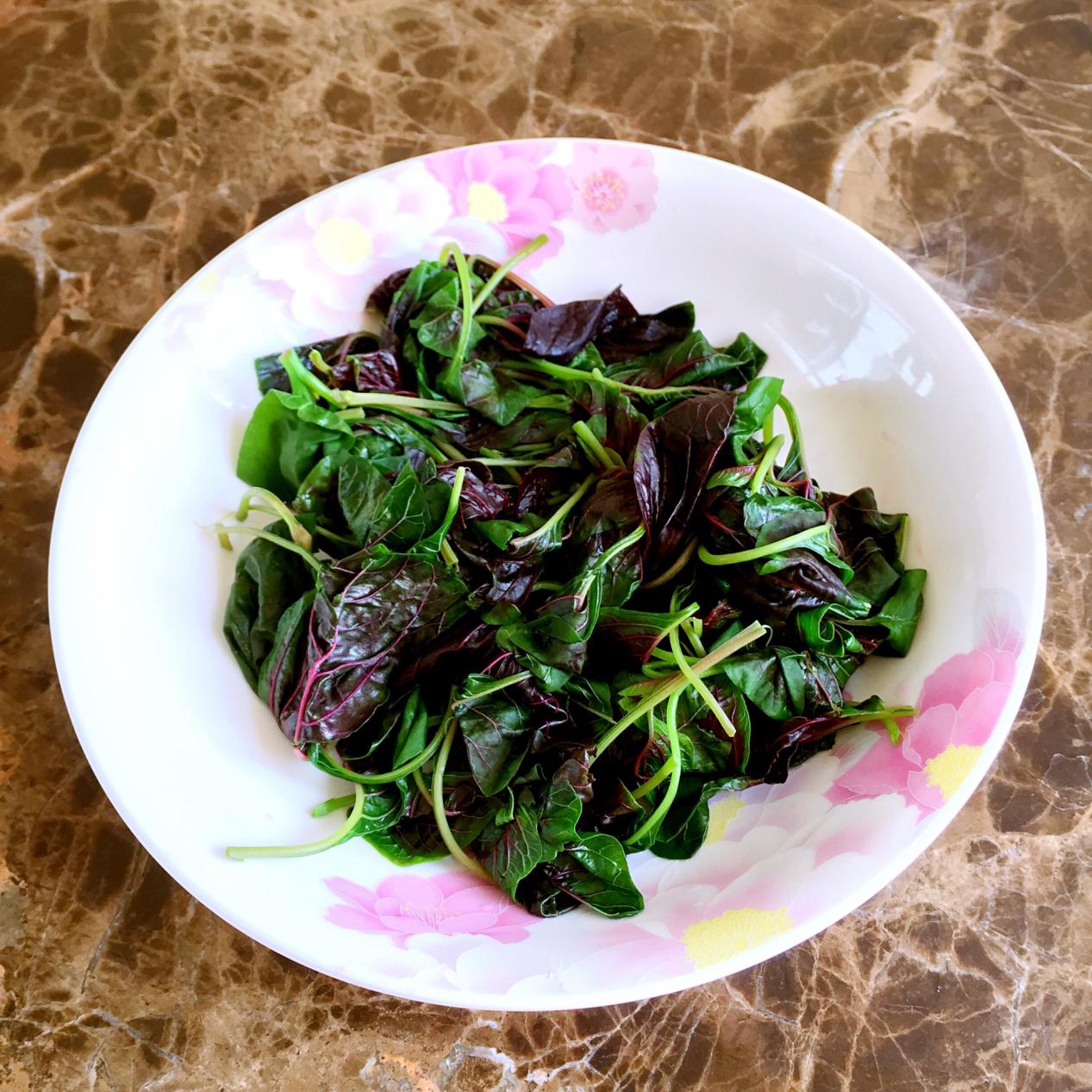 创新口味的紫菜包饭，连吃三天都不够，做法简单，好看又好吃