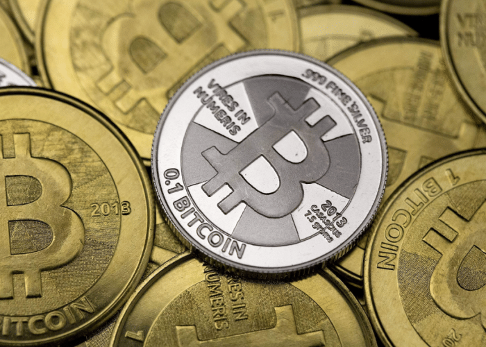 一枚比特币卖6万，如果用家用电脑24小时挖矿，多久能挖到一枚？