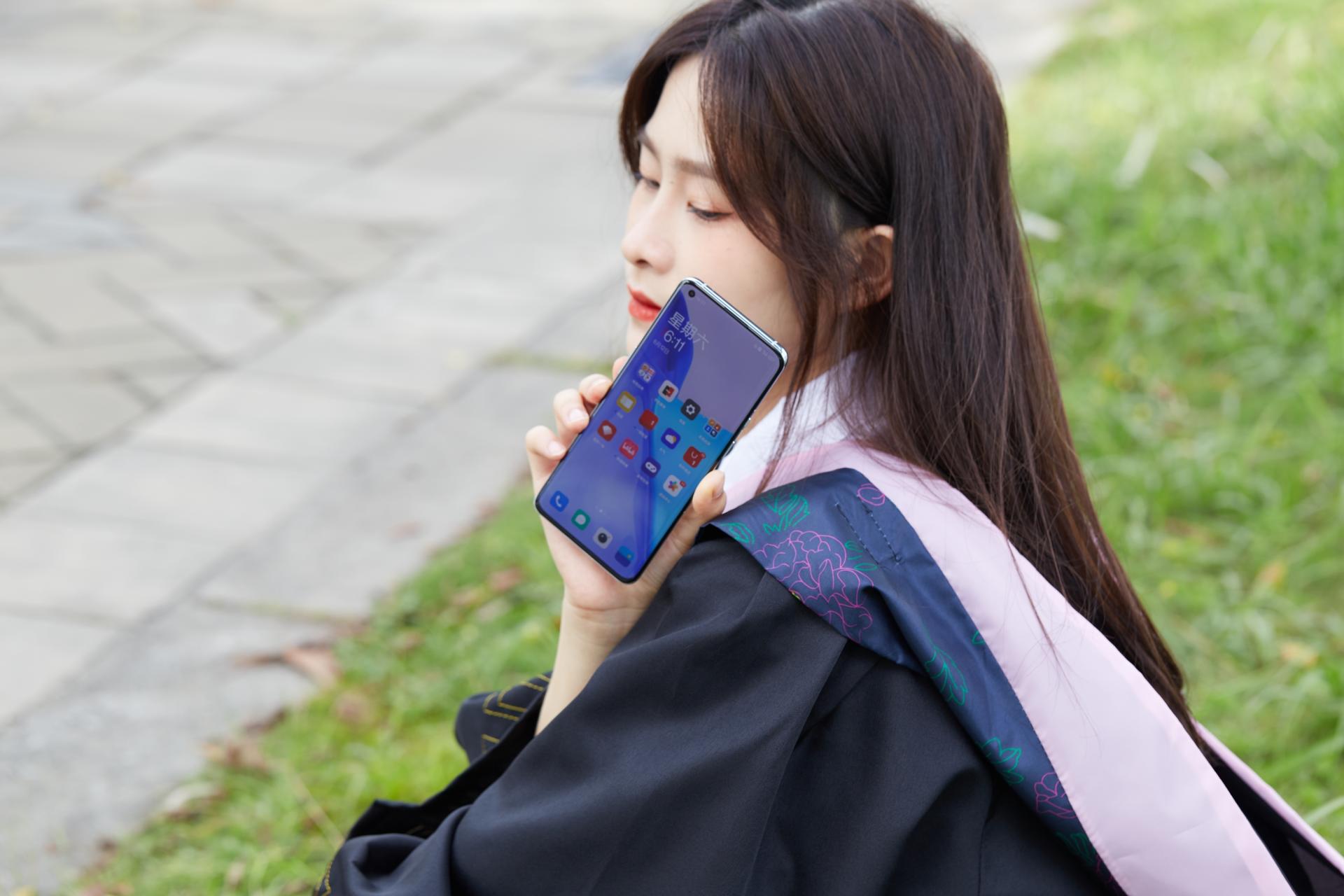 2021年最佳拍照旗舰手机榜：小米王牌高居第二，华为超级旗舰落选