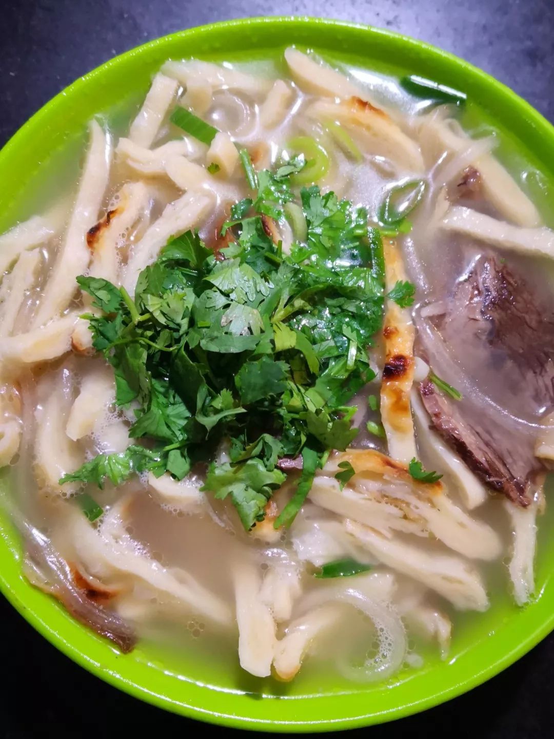 这里的羊都是"吃中草药,喝矿泉水"长大的,能不好吃嘛