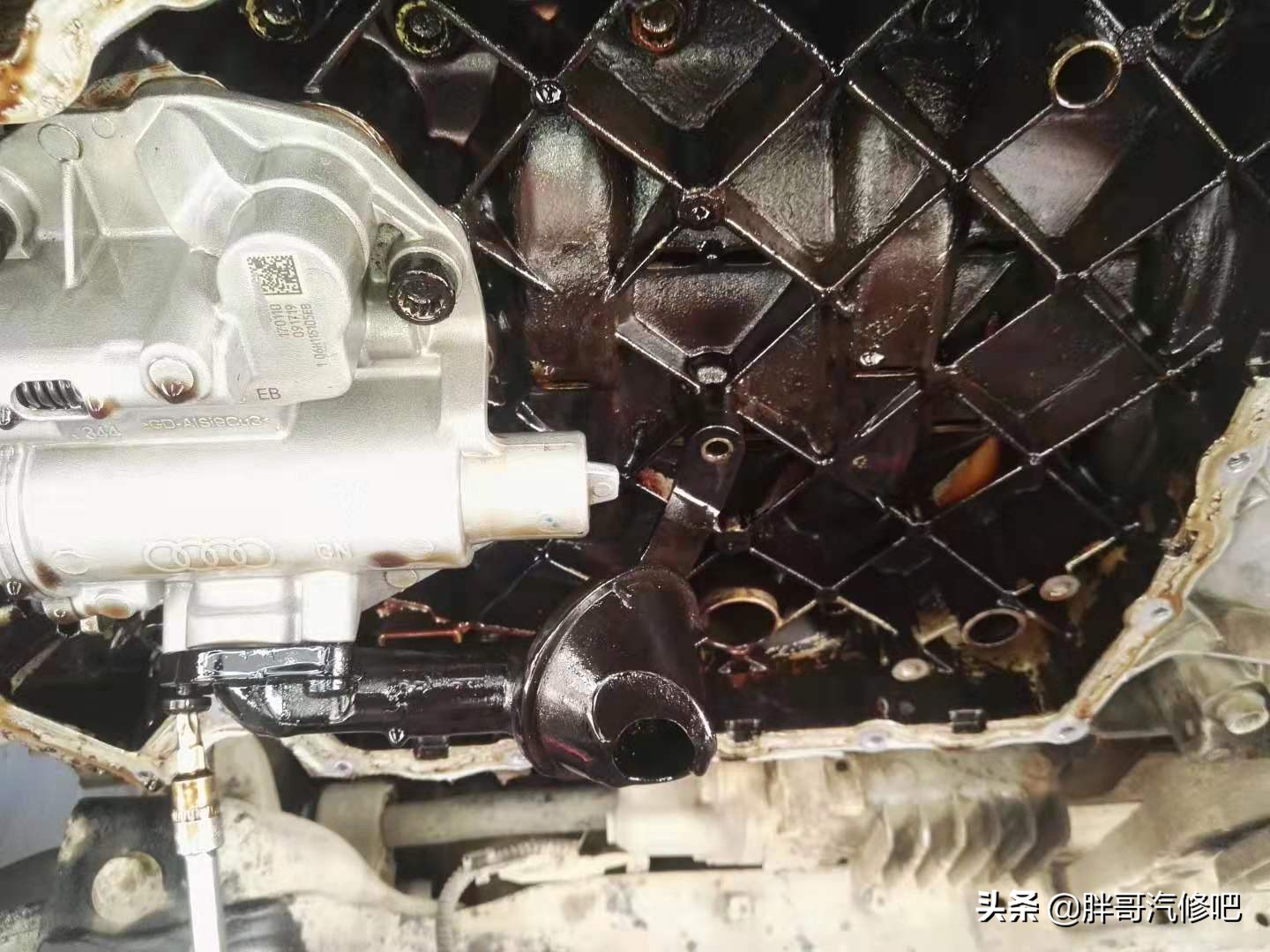 途观机油压力低报警，胖哥分享维修过程