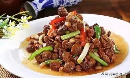 终于凑齐人手，期待温馨聚餐时光