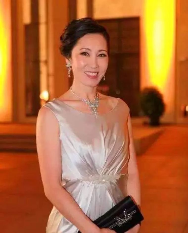 65岁孙亚芳：任正非背后的“华为女皇”，有着铁血手腕的狠角色