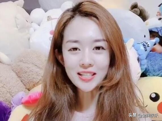 网红姜涛正式官宣恋情！女徒弟晋升为老婆，女方还有3个月身孕