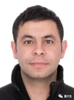 鳗鱼劈断后下半身还能运动，机器人：拿来吧你丨Science子刊封面