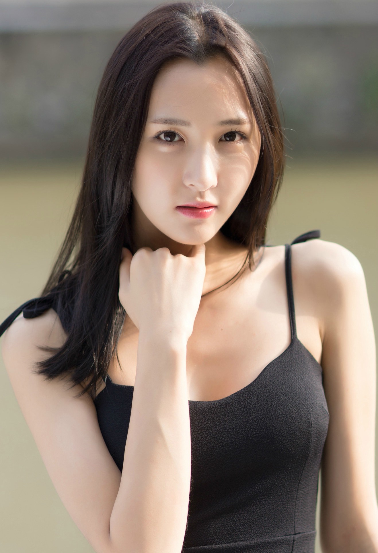 双子座对于喜欢的人是温顺的小猫咪，天生的外貌协会加颜控代表