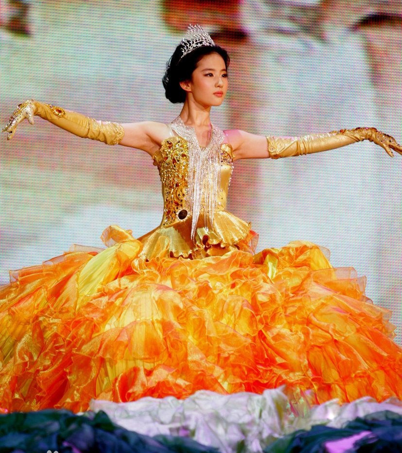 1987是啥神仙年份？出了4位“金鹰女神”，大牌女星批量生产