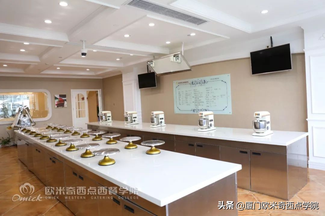 总觉得学费太贵？可我们贵有贵的道理