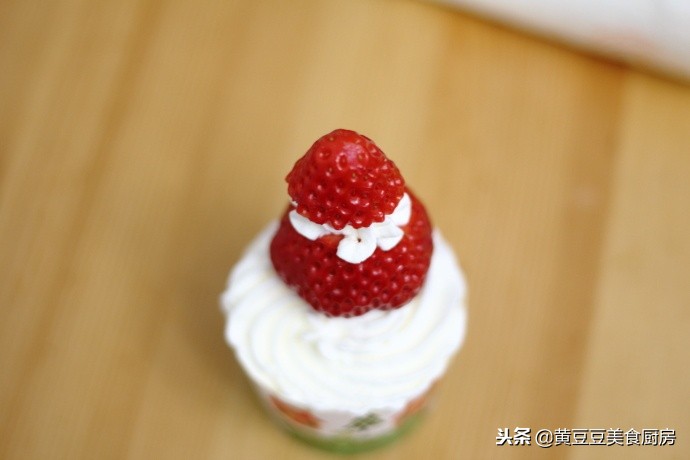 圣誕奶油蛋糕,圣誕奶油蛋糕圖片
