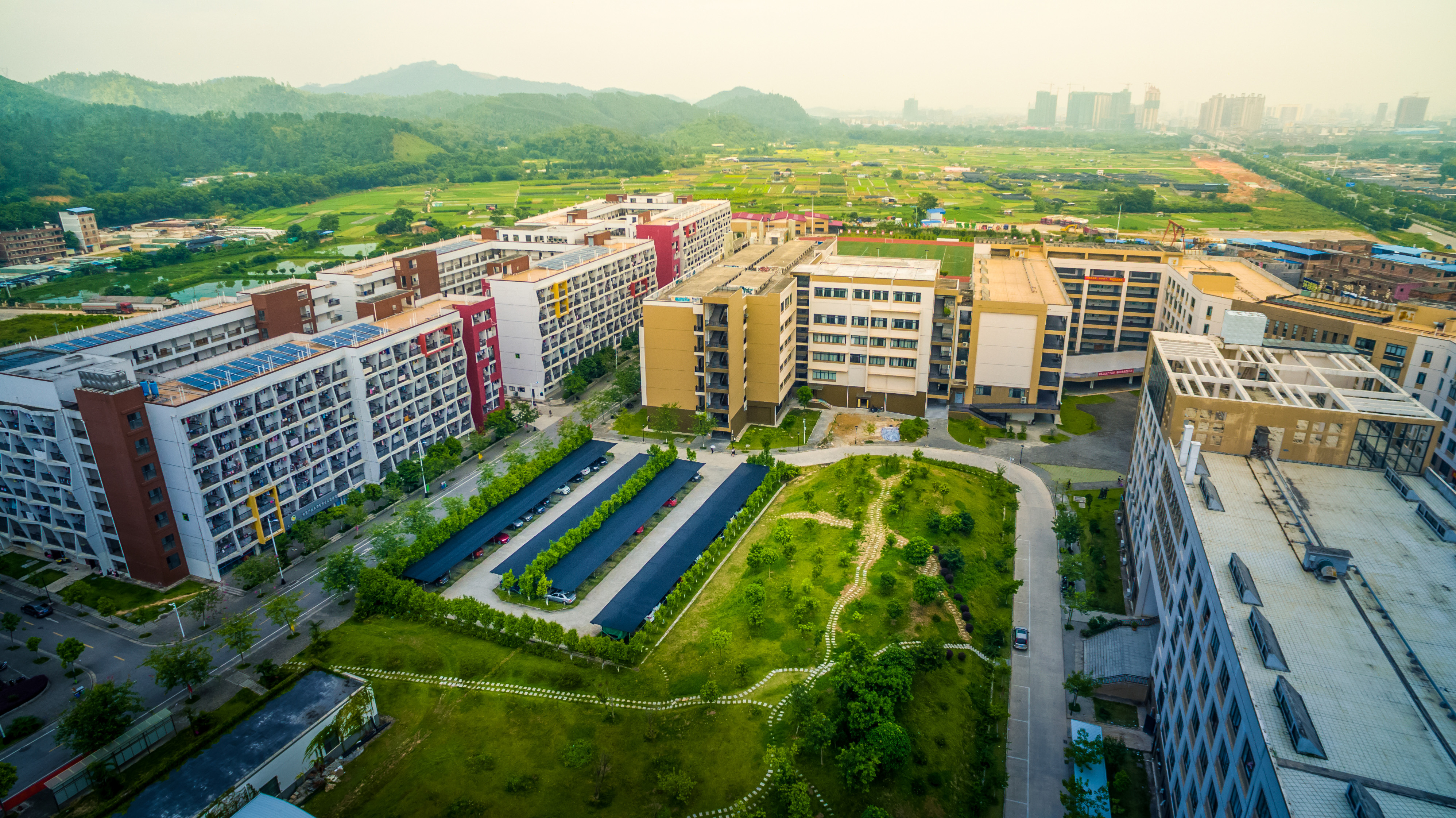 广西艺术学院2021年校考改统考录取,哪类美术艺考生受益最多呢?