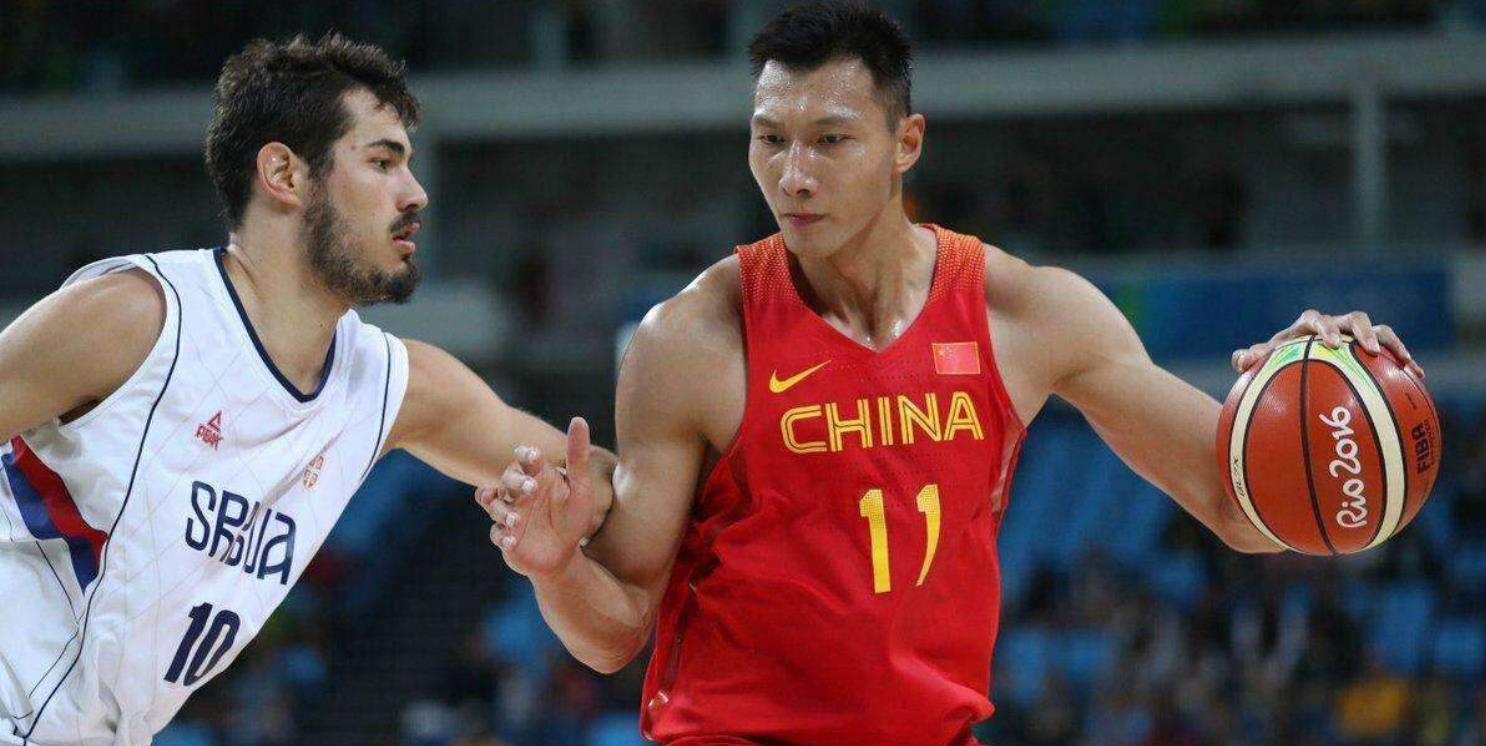 易建联后来为什么离开nba(破案了！阿联离开NBA并非伤病，大将军道出原因，心疼中国一哥)