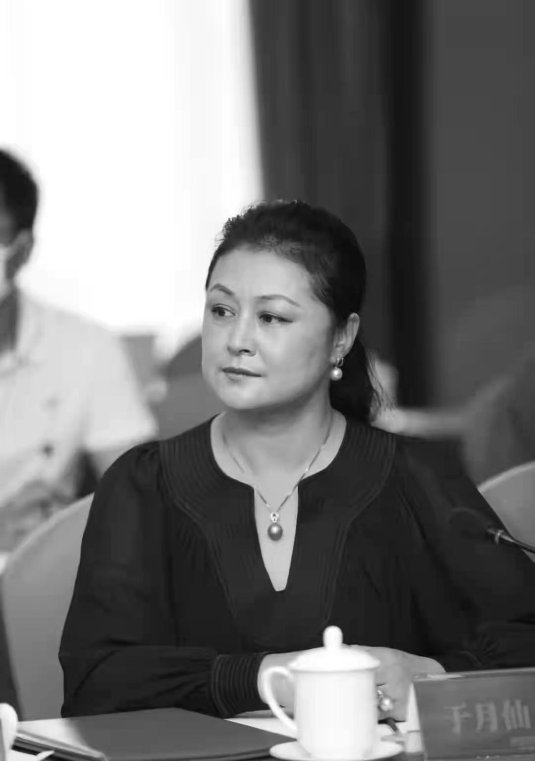 中戏92班：于月仙刘丹车祸去世，黄海冰落魄，郭涛爱情事业双丰收