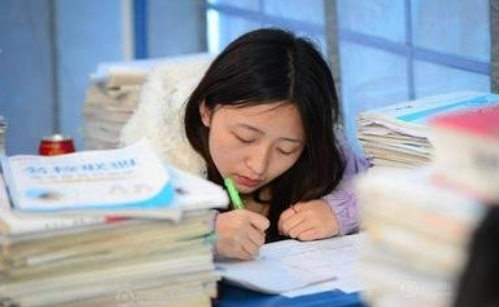 新高考模式迎来新调整，3+1+2将变成3+2+1，考生需要提前了解