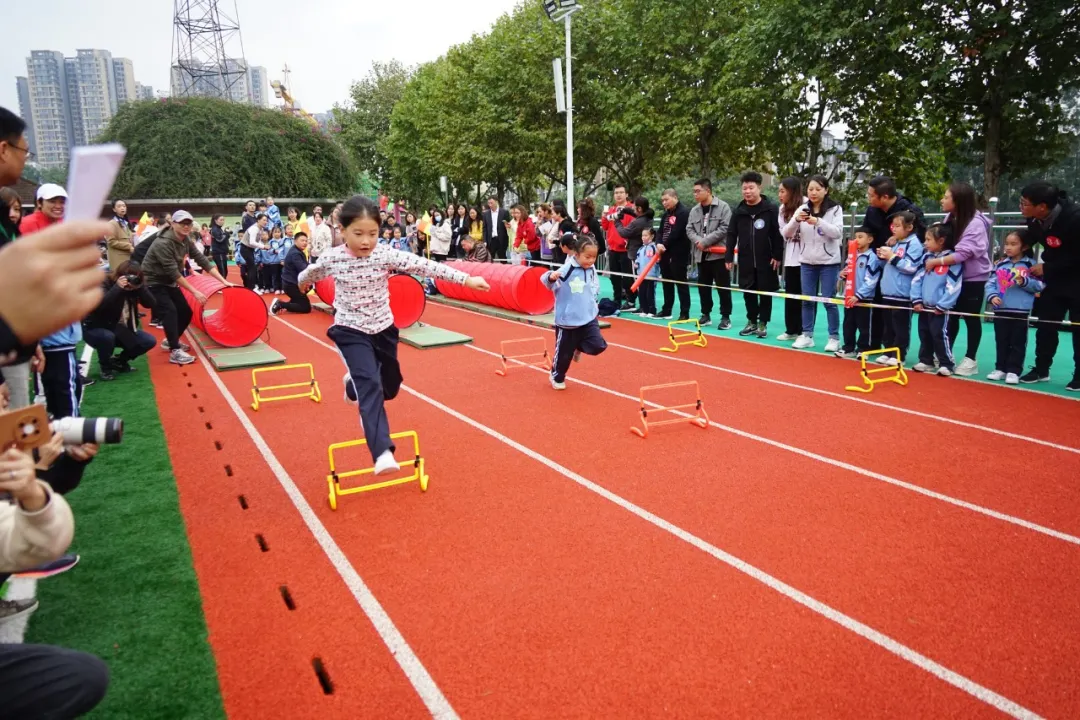 回归狮山！锦江师一附小传承师一精神文化 打造极致绝美的教育名片