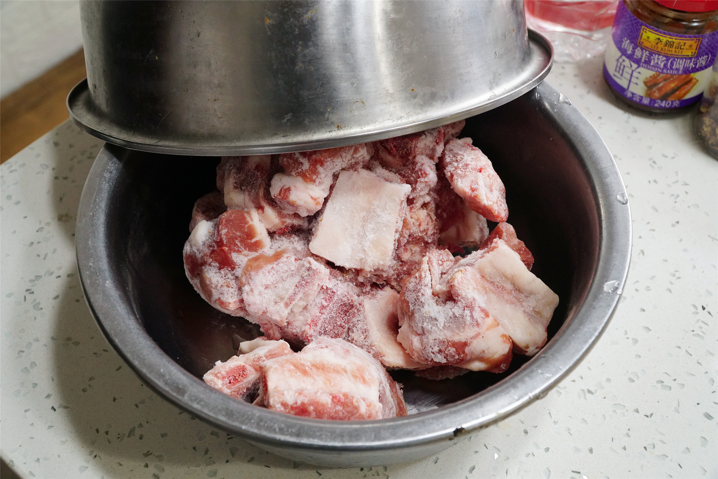 如何快速解冻肉类，快速解冻肉类的3个办法？