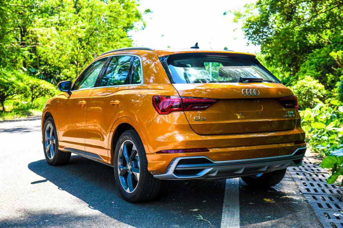 刚柔并济 试驾当红"小鲜肉"2019款奥迪q3 40 tfsi