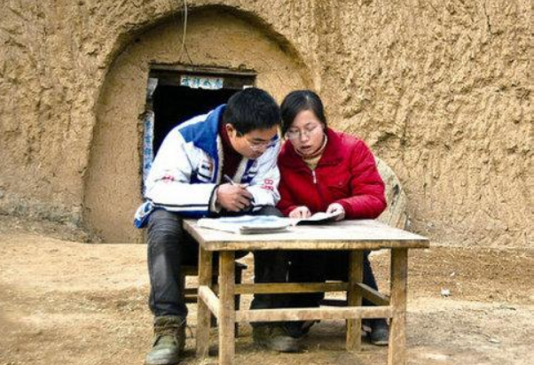 农村学生迎来好消息，考重点大学不再是梦想，寒门出贵子成现实