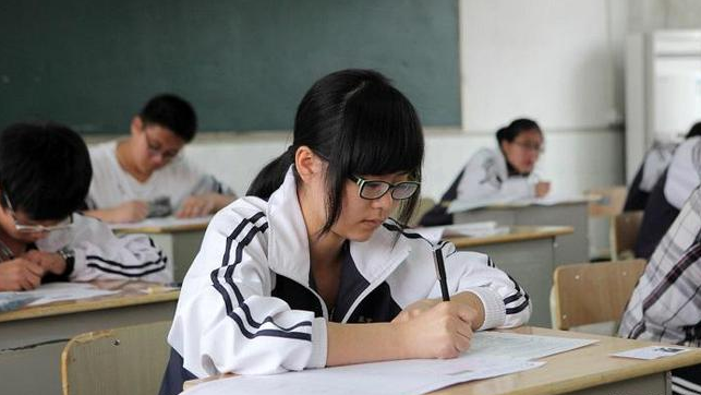 山西今年新增一所大学，由华为创立，计划一年培养10万软件人才