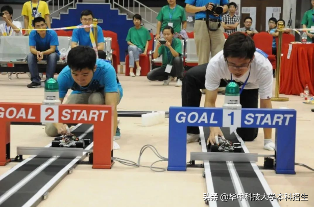 坐拥18位院士，培养出年薪200万的天才少年，华中科技大学超硬核！