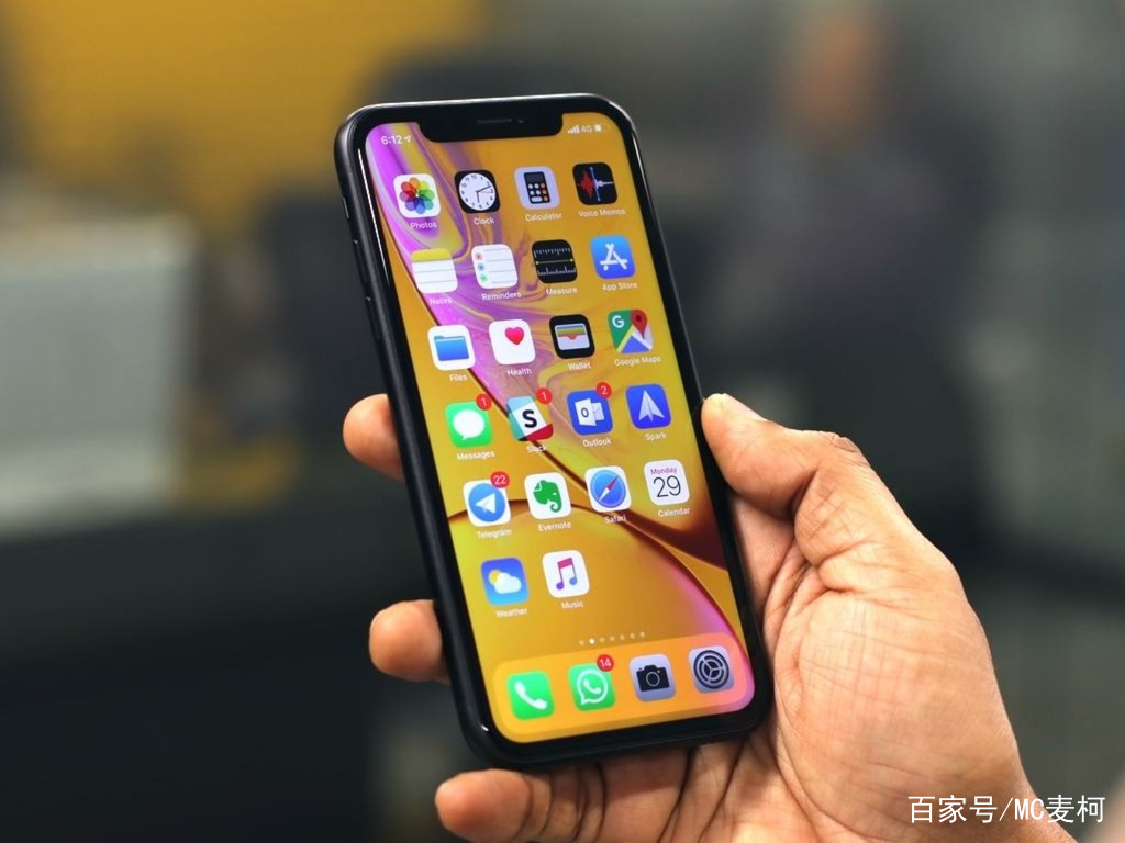 圣诞节，苹果股价大跌，内忧外患的iPhone，2019年竟然还没有5G？