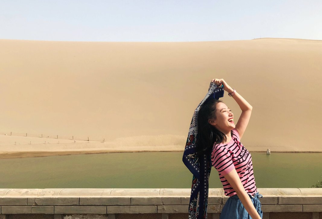 为什么国足老婆很漂亮(男足太太团哪一个最漂亮?