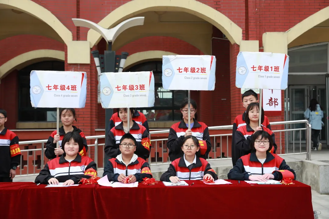 邯郸市开阳中学举办校园开放日，家校共育，感受成长，收获感动