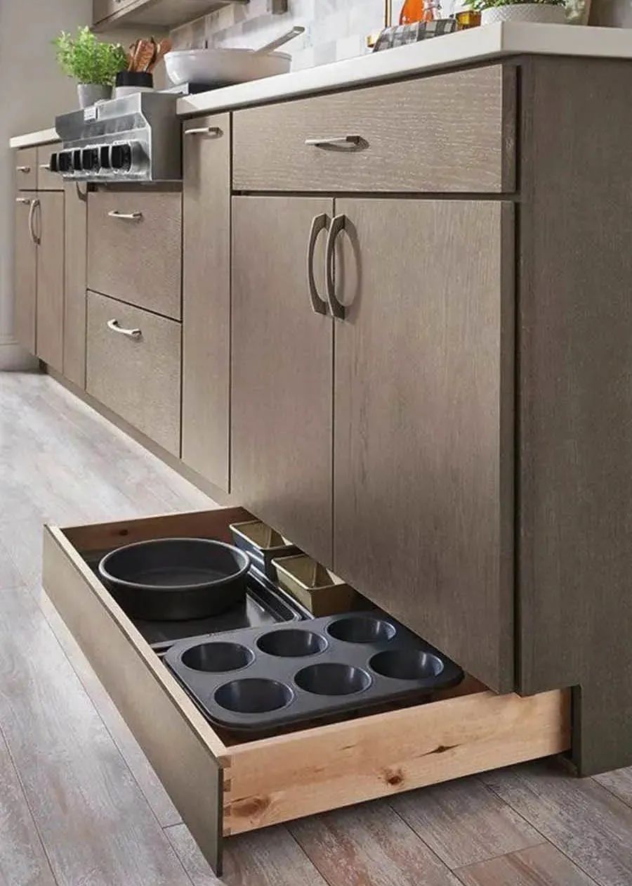 榨干空间！0.5㎡也能装修储藏室，居然还有15处能打柜子，开心