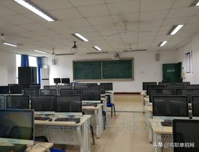 带你看看重庆航天职业技术学院管理工程系