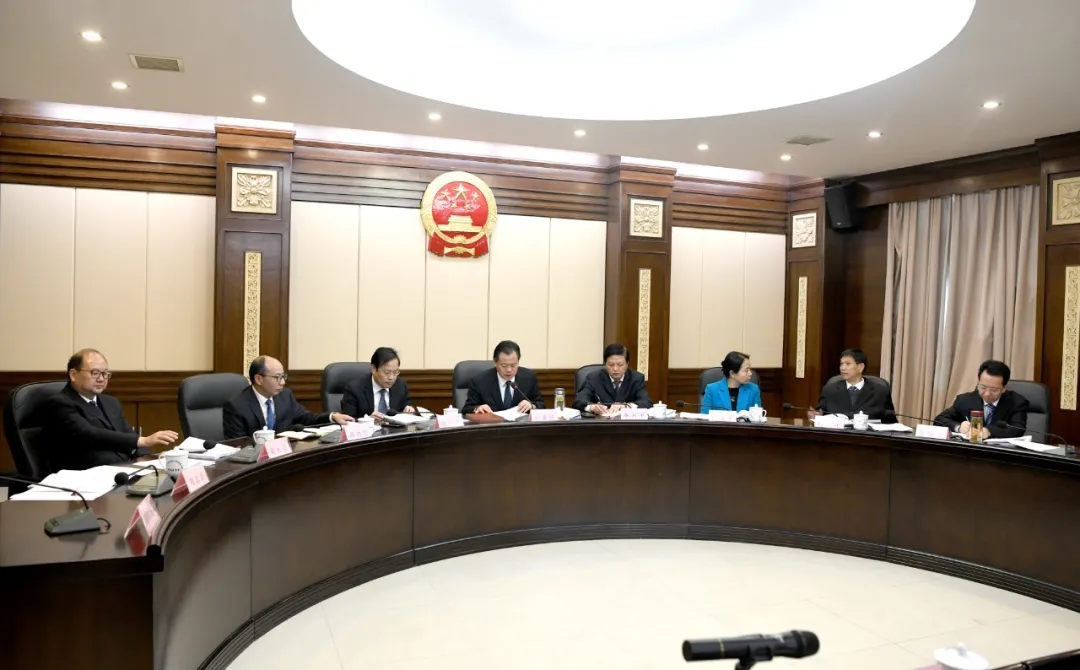市五届人大常委会举行第93次主任会议