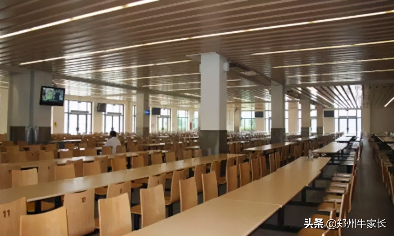 这所学校为什么有着许多奇迹教育神话？揭秘名校，原来是这样的