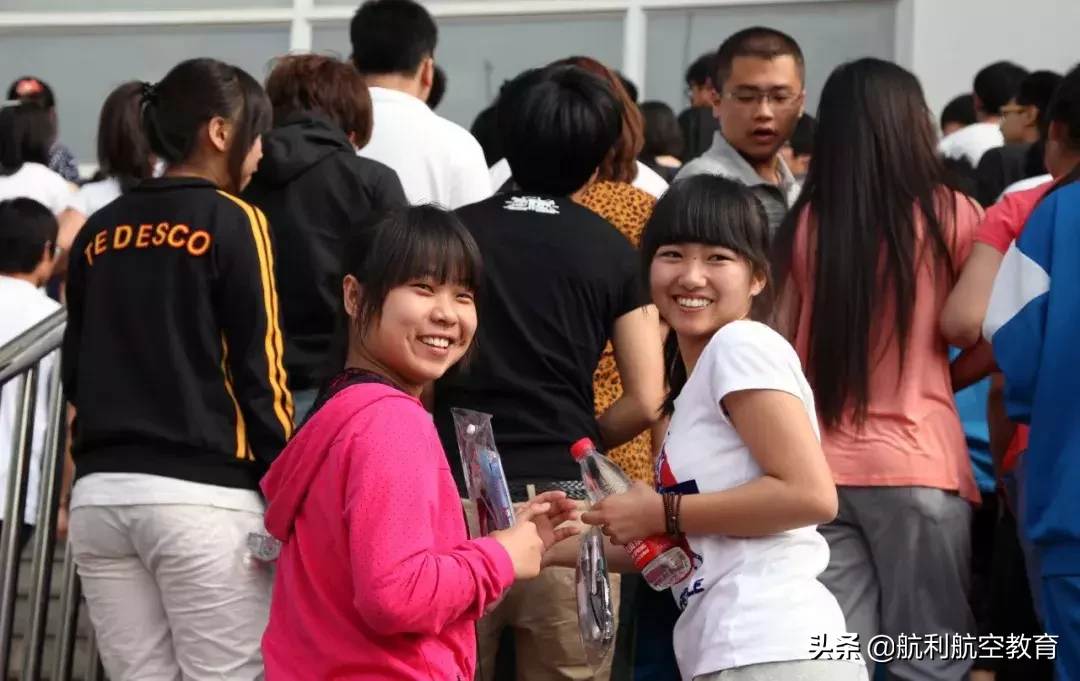 45张照片，几代人的高考记忆