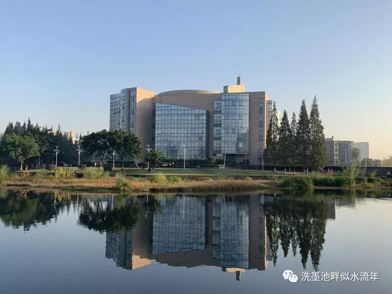 澧县一中离川大有多远？