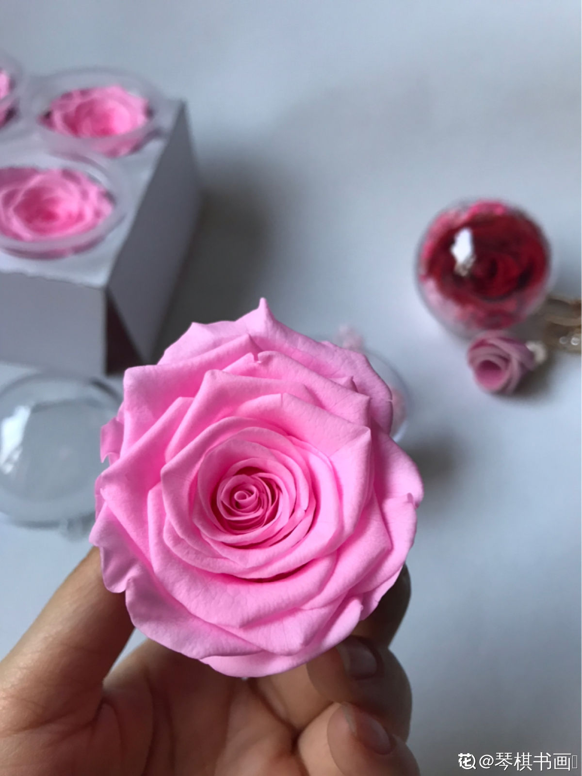 制作干花的方法（这种方法让你制作成永生花和干花）