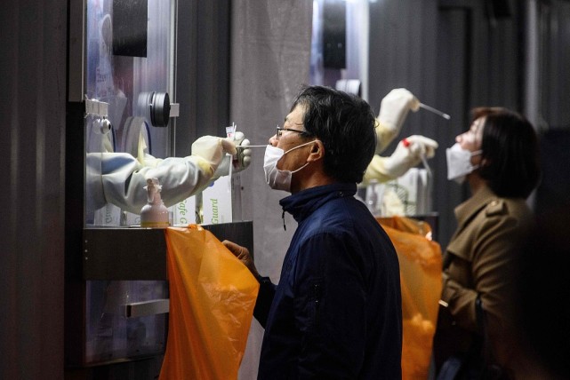“与新冠病毒共存”仅十天，韩国危重病例数创下新高