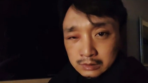 男子带俩孩子游泳，忽然被隔离！那画面简直不忍看…满屏生无可恋！网友：妈妈的痛苦体会到了吗