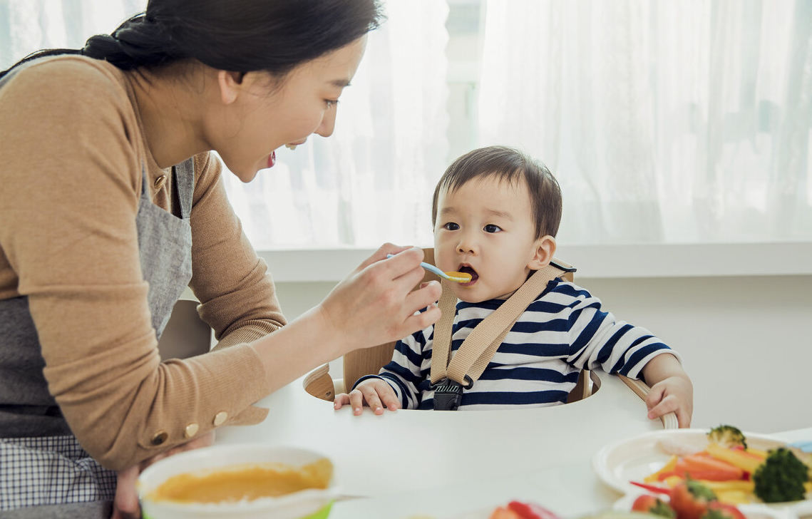 1岁左右的宝宝吃什么好？教你4道简单的健康辅食做法，宝妈学起来