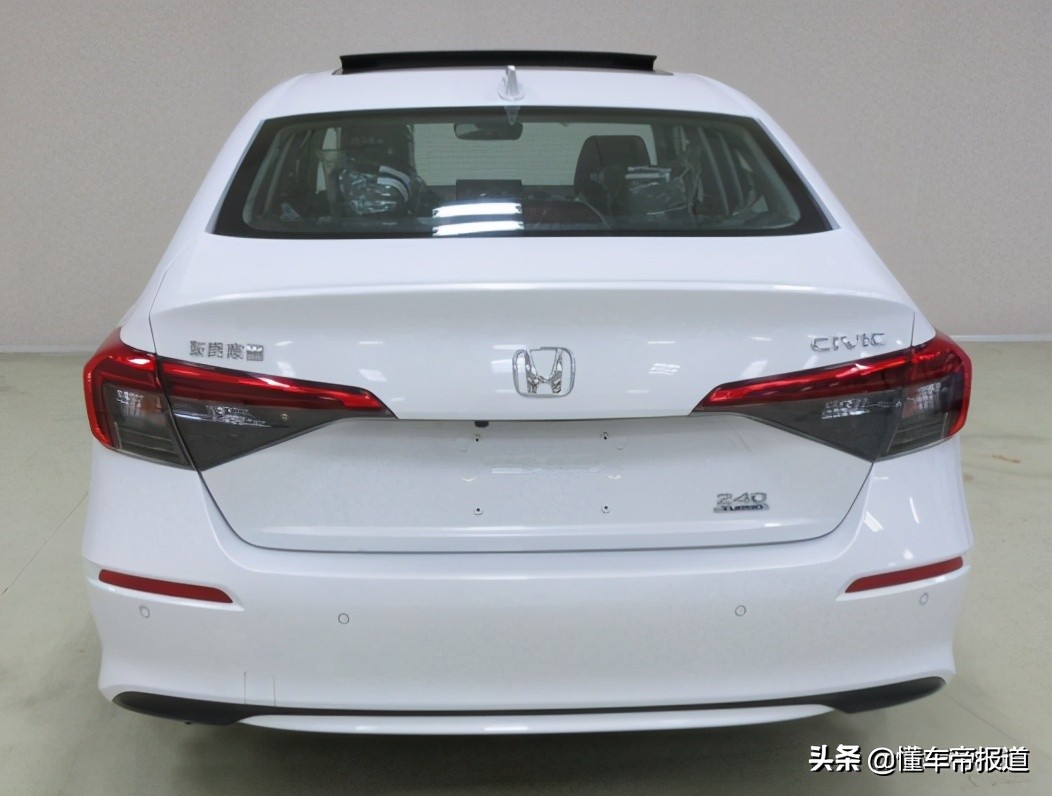 新车 | 外观堪比雅阁，入门动力弃用三缸？本田新思域看点大集合