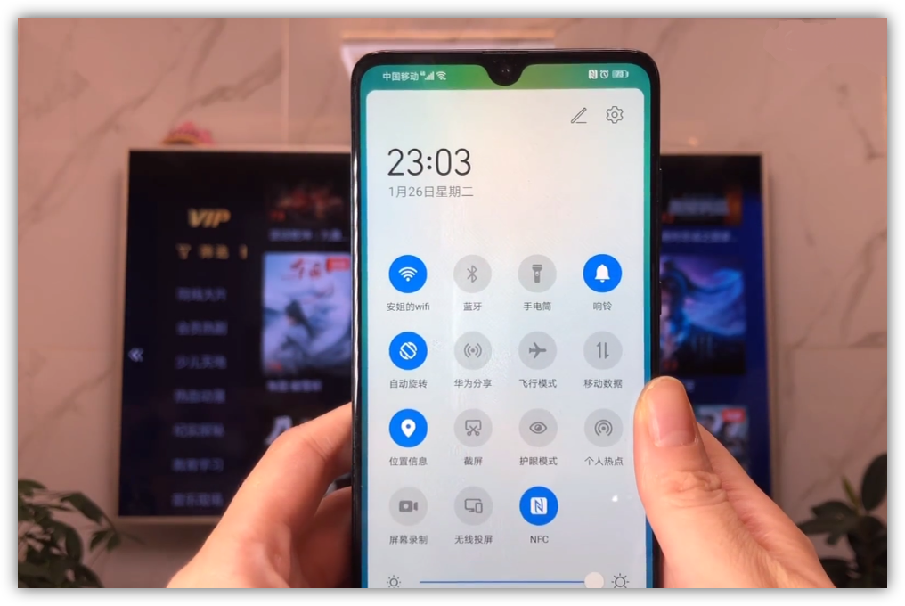 手机投屏到电视上怎么操作 手机如何投屏到电视