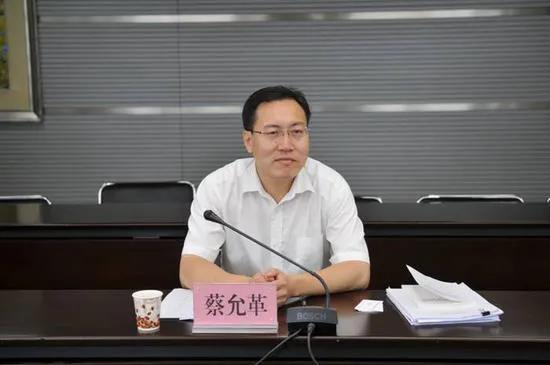 钢铁央企“空降兵”！这位“70后”已赴甘肃省政府任职