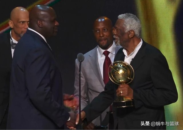 nba拉塞尔为什么不上场(拉塞尔有11个冠军，为何没拿过FMVP，第一个获奖的人是谁？)